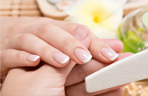 Dịch vụ chăm sóc móng