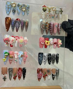 REN NAIL - Painted Nail Design